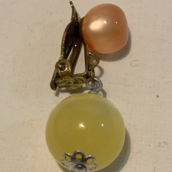 Very rare - Vintage 1930s lemon yellow drop & pink candy floss earrings - Picture 4 of 7